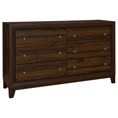 Welsley Dresser
