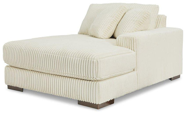 Lindyn Sectional with Double Chaise