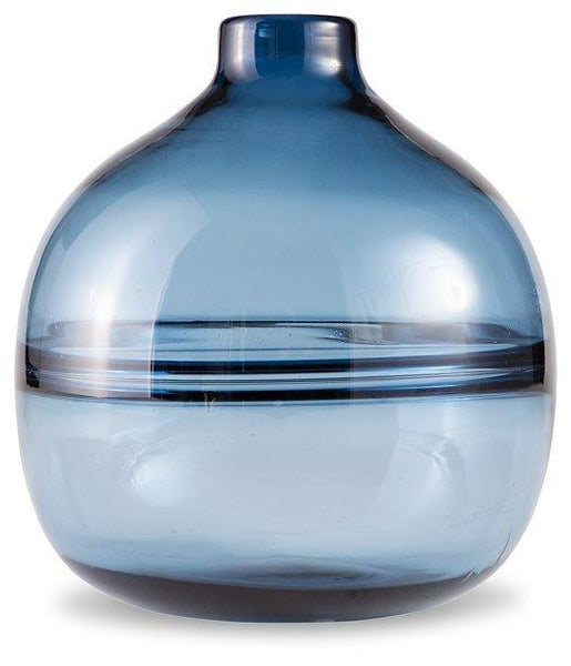 Lemmitt Vase