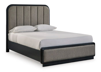 Rowanbeck Upholstered Bed