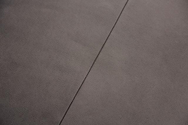 Mezzanotte Loveseat Gray