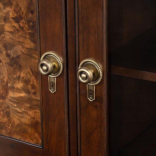 Westerham Hutch, Buffet