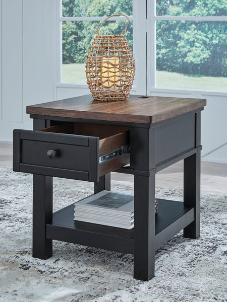 Wildenauer End Table
