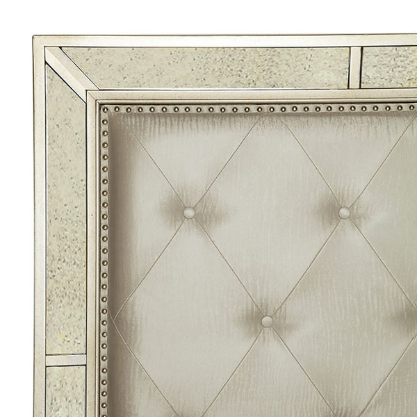 Loraine Queen Bedroom Set