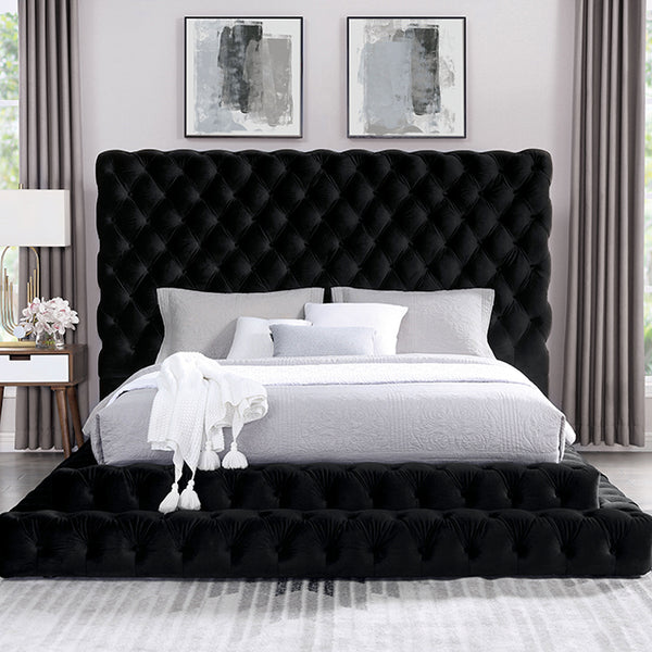Stefania Queen Bedroom Set